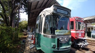 旧名鉄美濃駅・モ870形876号